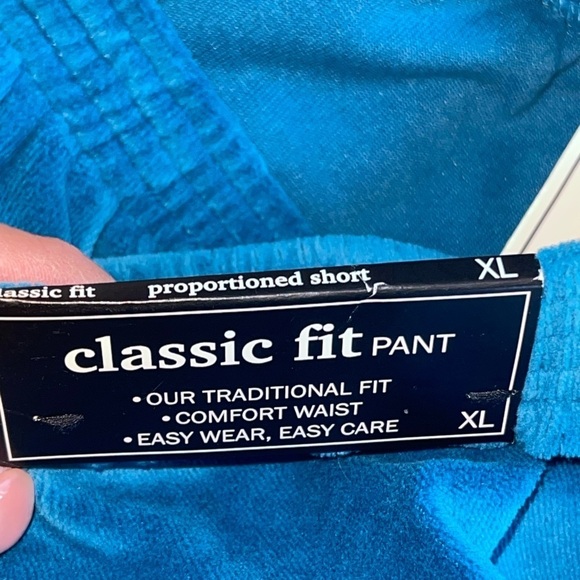 NWT Alfred Dunner Velour loungewear pants. SizeXL proportioned short. - Picture 7 of 7